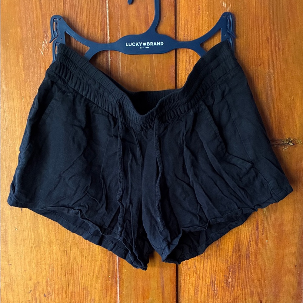 Old Navy Linen-like shorts